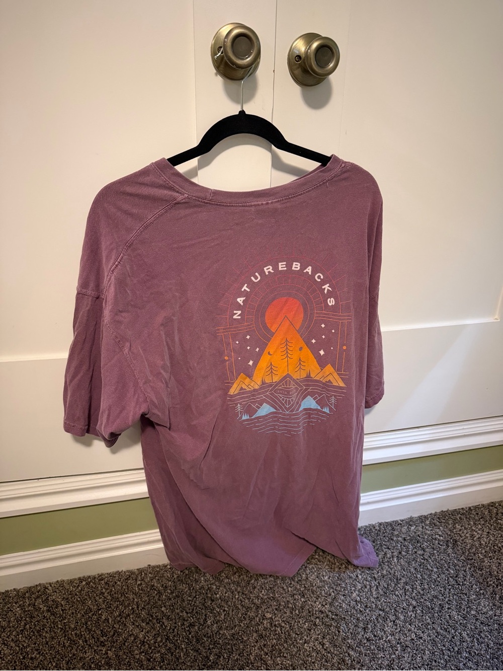 Nature Backs Tee - Picture 2 of 2